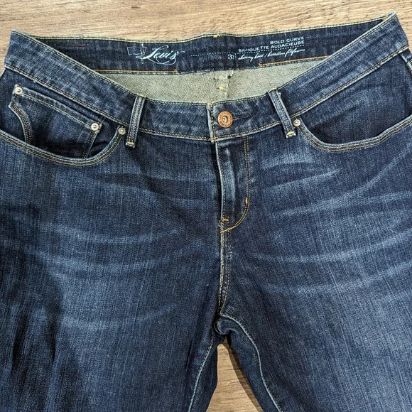 Levi's Bootcut Jeans - Picture 3 of 7